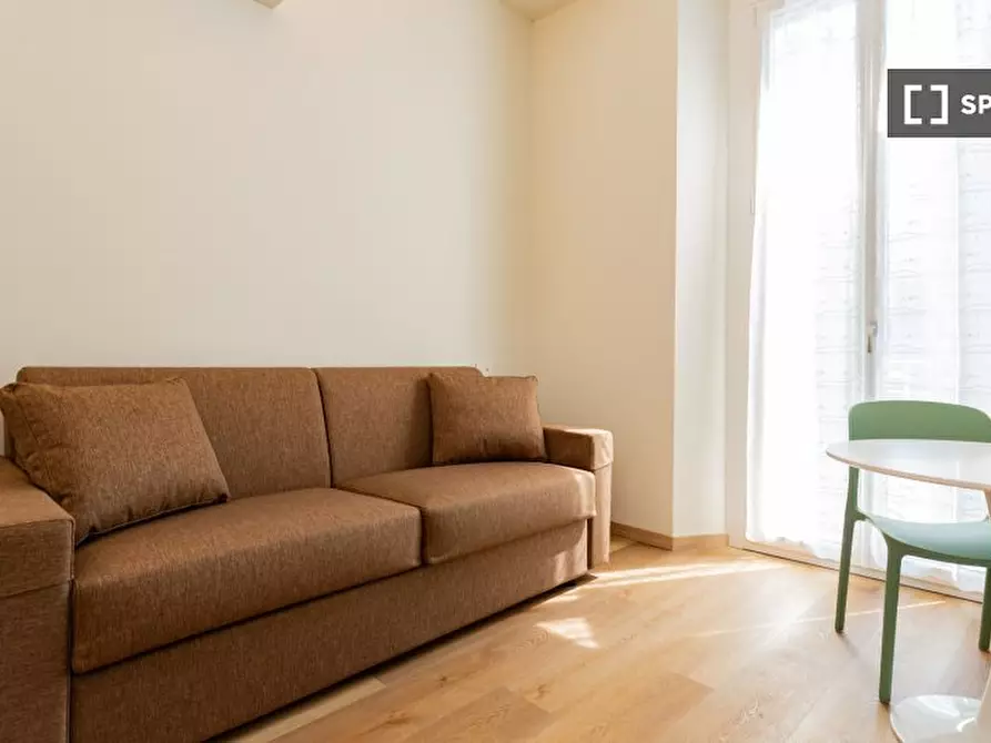 Immagine 4 di Ufficio in affitto  in Viale Abruzzi a Milano