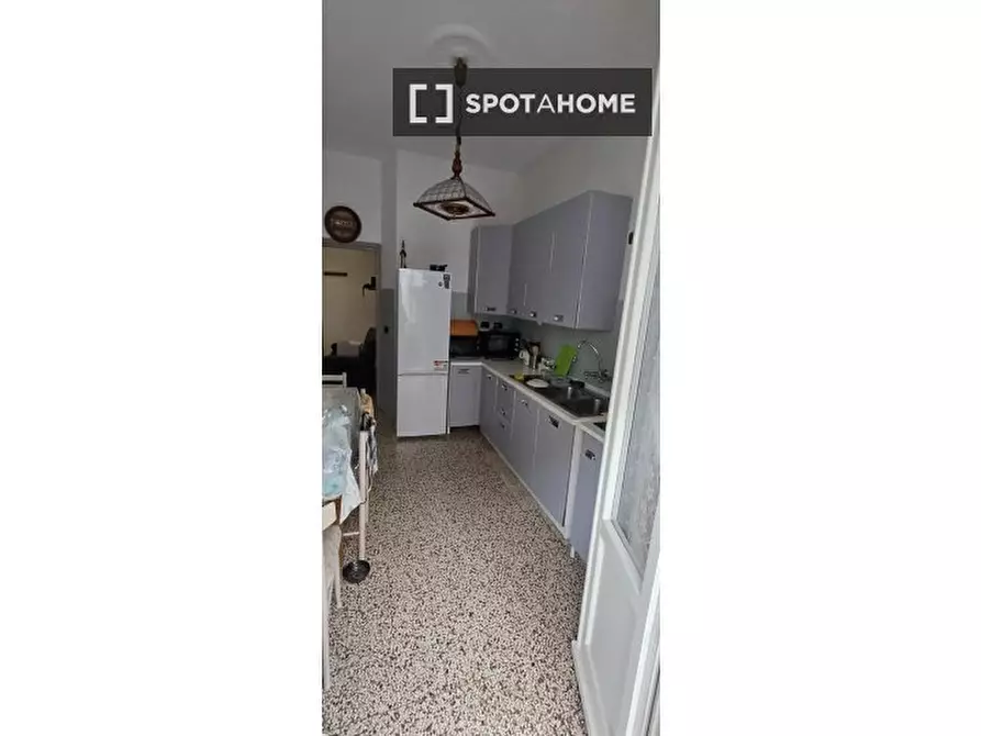 Immagine 11 di Camera condivisa in affitto  in Via Alfredo Oriani a Firenze