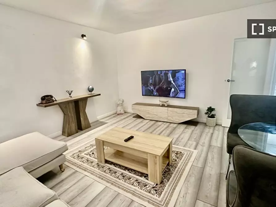 Immagine 1 di Appartamento in affitto  in Leinster Gardens a Paddington