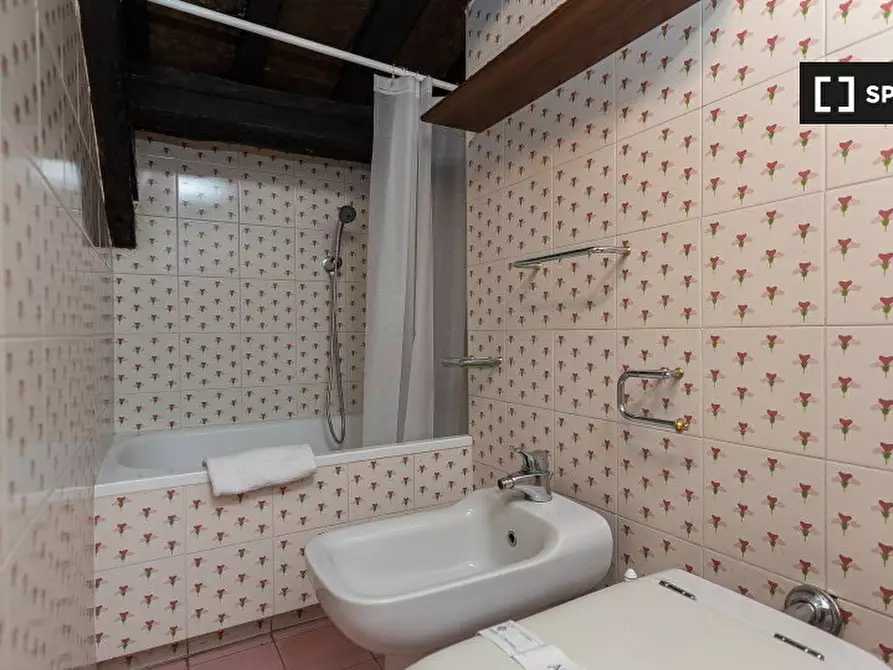 Immagine 6 di Appartamento in affitto  in Via dell'Arco della Ciambella a Roma