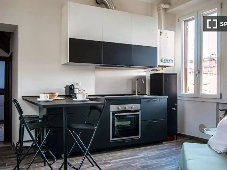 Immagine 16 di Appartamento in affitto  in Viale Nazario Sauro a Milano