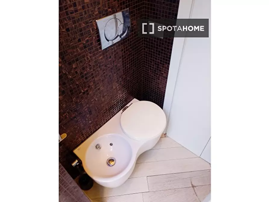 Immagine 12 di Ufficio in affitto  in Via Copernico a Milano