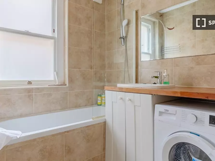 Immagine 19 di Appartamento in affitto  in Clapham High St a Lambeth