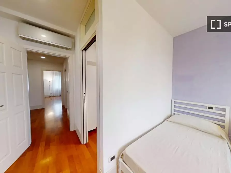 Immagine 2 di Camera condivisa in affitto  in VIA E. Degli Scrovegni a Padova