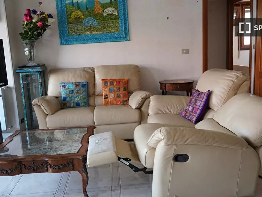 Immagine 9 di Appartamento in affitto  in Via Baldo degli Ubaldi a Roma