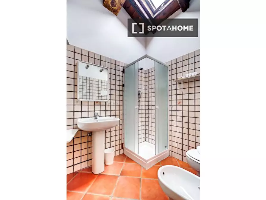 Immagine 8 di Ufficio in affitto  in Via Nosadella a Bologna