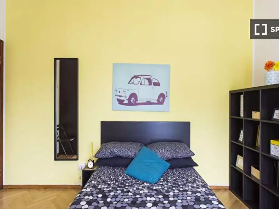 Immagine 1 di Camera condivisa in affitto  in Via Caproni a Milano