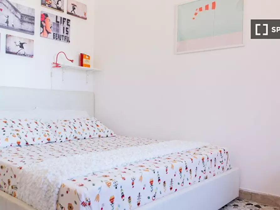 Immagine 4 di Camera condivisa in affitto  in Via Vettabbia a Milano