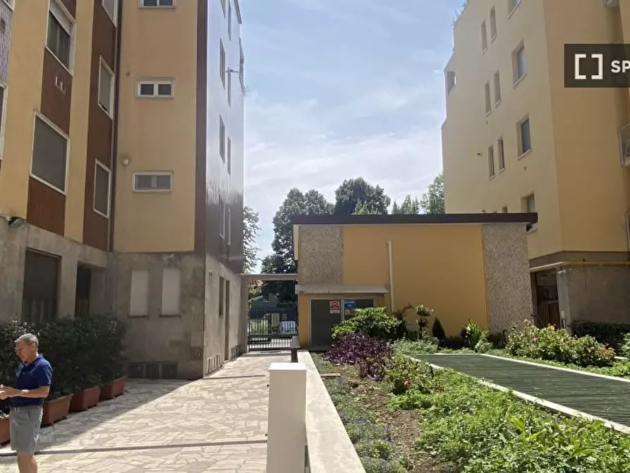 Immagine 4 di Appartamento in affitto  in Via Salasco a Milano