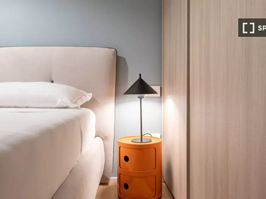 Immagine 12 di Ufficio in affitto  in Via Borromei a Milano