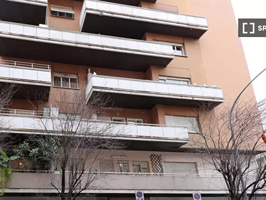 Immagine 14 di Camera condivisa in affitto  in Via Antonino Lo Surdo a Roma