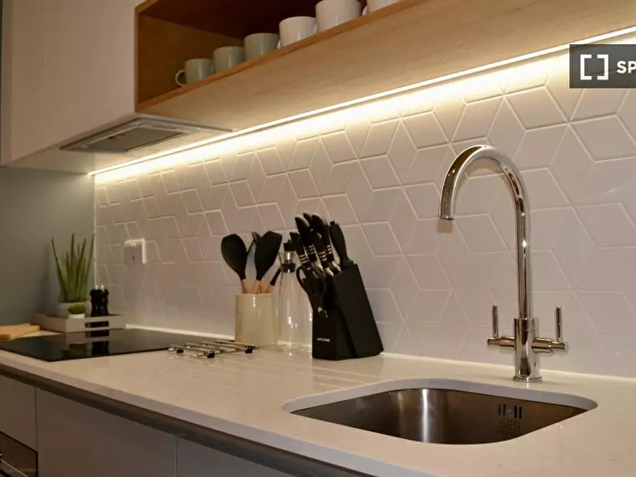 Immagine 15 di Appartamento in affitto  in Flat Syward Place a 