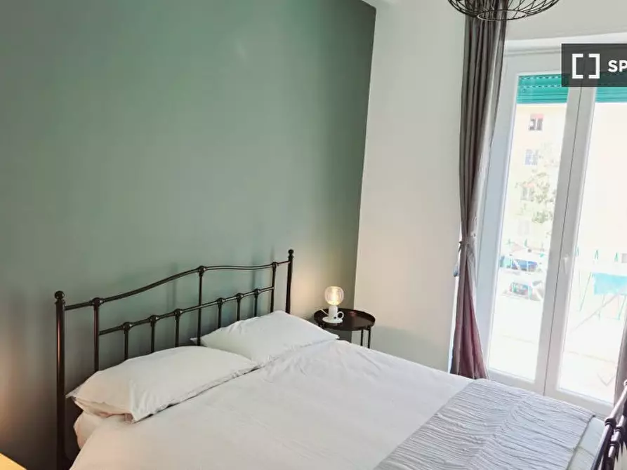 Immagine 15 di Appartamento in affitto  in Via Gian Luca Squarcialupo a Roma
