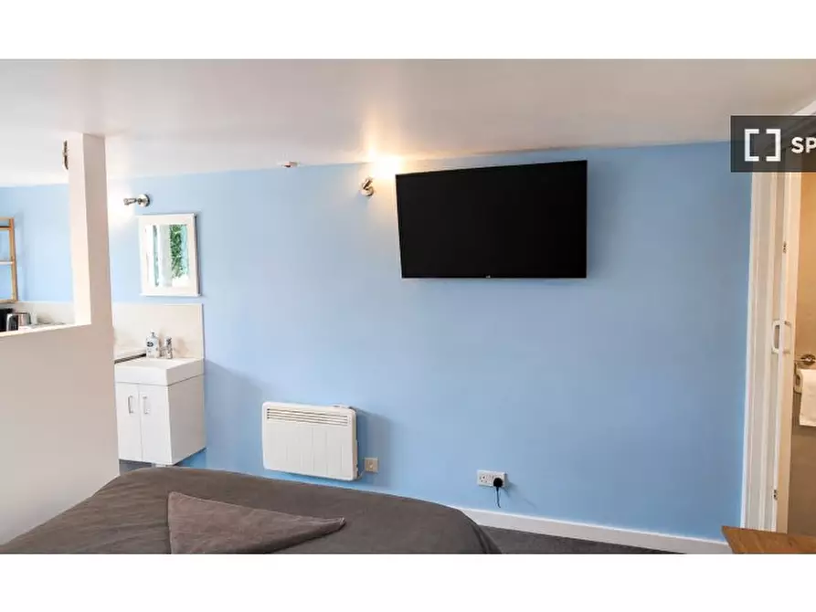 Immagine 7 di Appartamento in affitto  in Maidenhead Road a Windsor