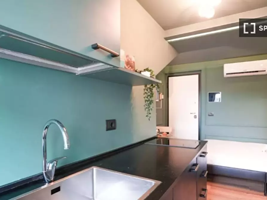 Immagine 4 di Ufficio in affitto  in Via Giuseppe Giacosa a Torino