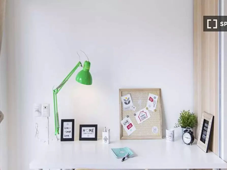 Immagine 8 di Camera condivisa in affitto  in Via Caproni a Milano