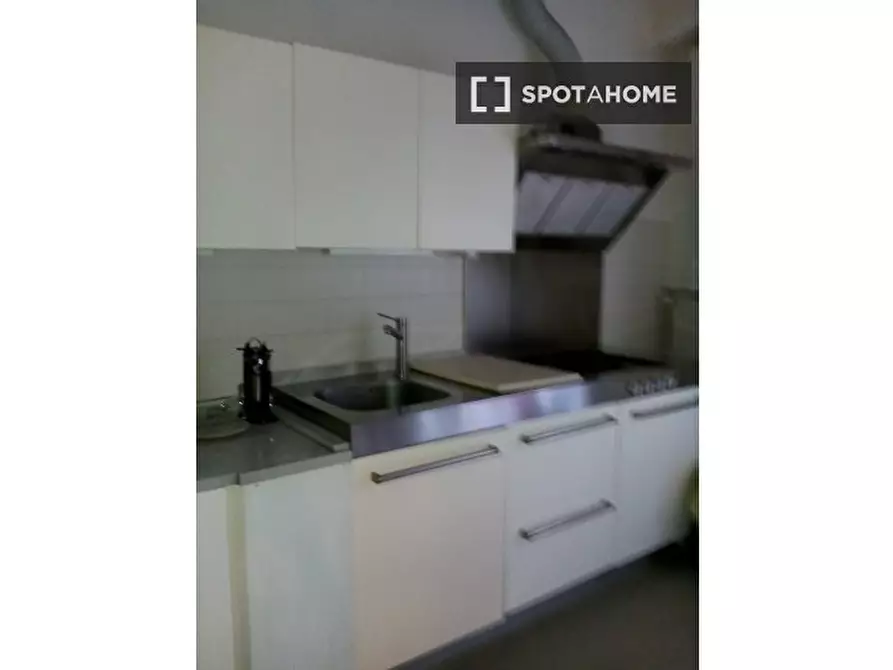 Immagine 8 di Camera condivisa in affitto  in Via Montepulciano a Milano