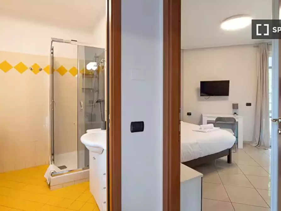 Immagine 10 di Appartamento in affitto  in Via Cenisio a Milano