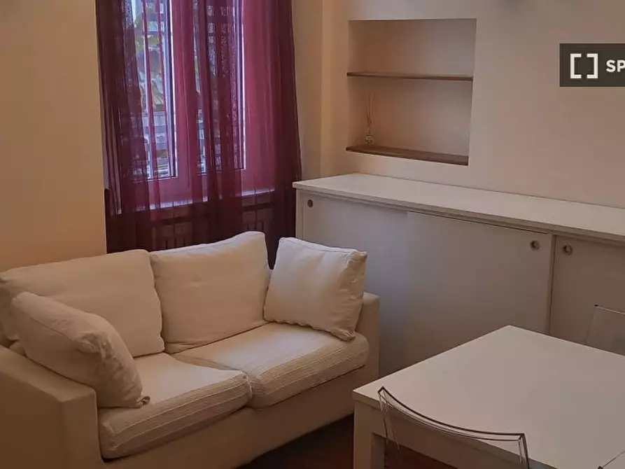 Immagine 1 di Appartamento in affitto  in Via Friuli a Milano