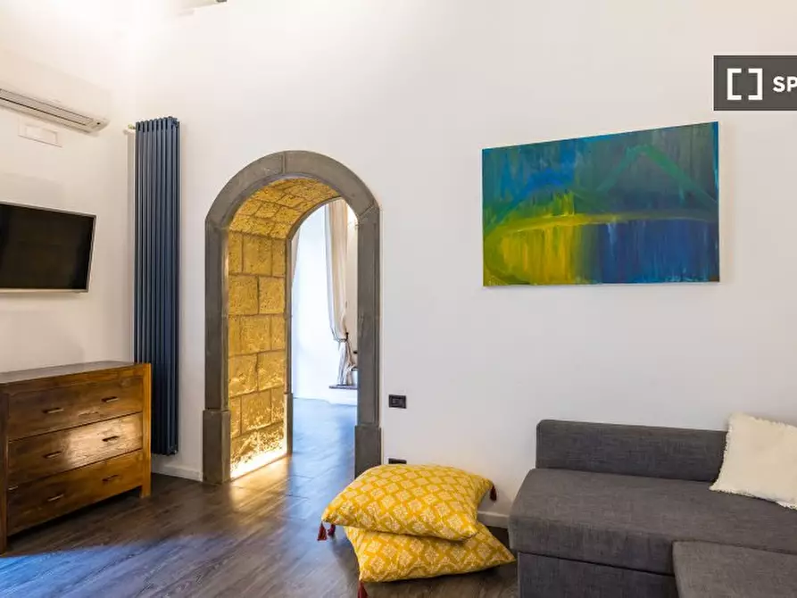 Immagine 19 di Appartamento in affitto  in Via Sant'Arpino a Chiaia a Napoli