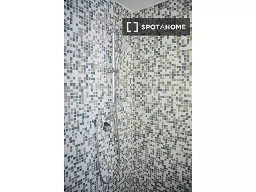 Immagine 12 di Ufficio in affitto  in Via Cadore a Milano