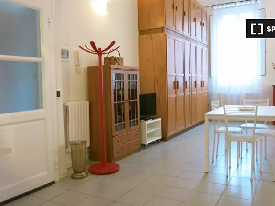 Immagine 3 di Appartamento in affitto  in Via Altaguardia a Milano