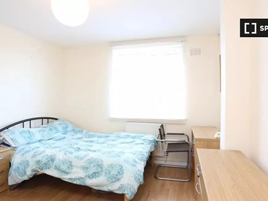 Immagine 9 di Camera condivisa in affitto  in Sheffield Square a Poplar