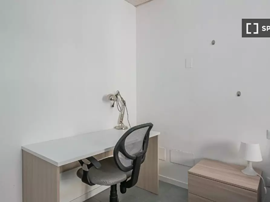 Immagine 4 di Camera condivisa in affitto  in Via Felice Casati a Milano