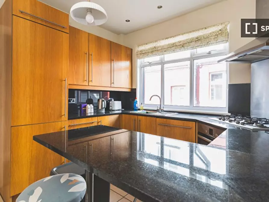 Immagine 11 di Appartamento in affitto  in Curzon Cres a Brent