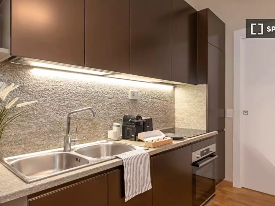 Immagine 2 di Appartamento in affitto  in Via dell`Unione a Milano