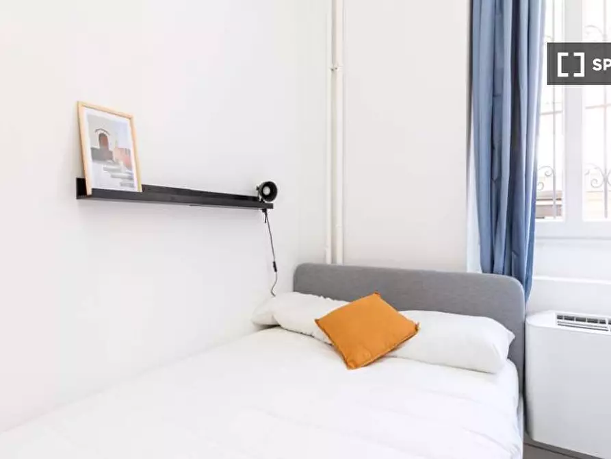 Immagine 1 di Camera condivisa in affitto  in Via Col di Lana a Milano