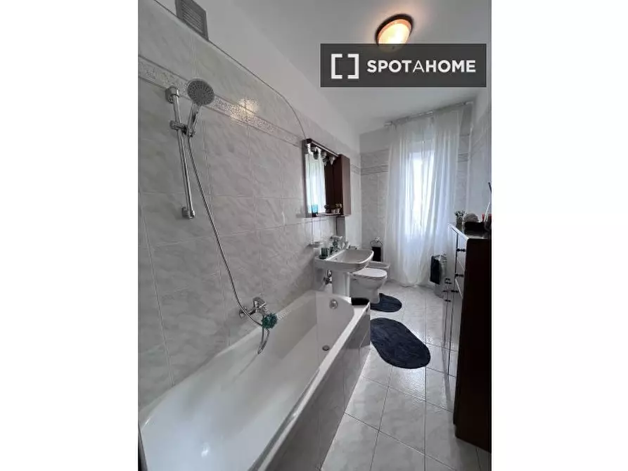 Immagine 7 di Camera condivisa in affitto  in Verona a Trento