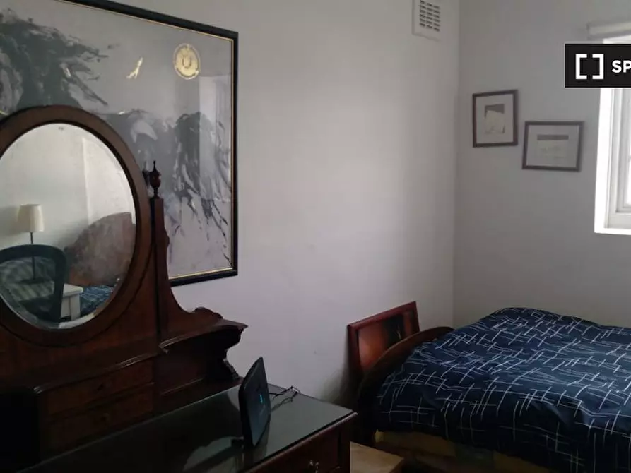 Immagine 2 di Camera condivisa in affitto  in Aylmer Rd a Barnet