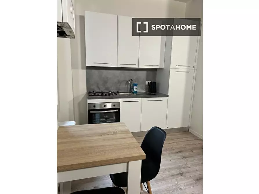 Immagine 4 di Ufficio in affitto  in Via Marco Aurelio a Milano