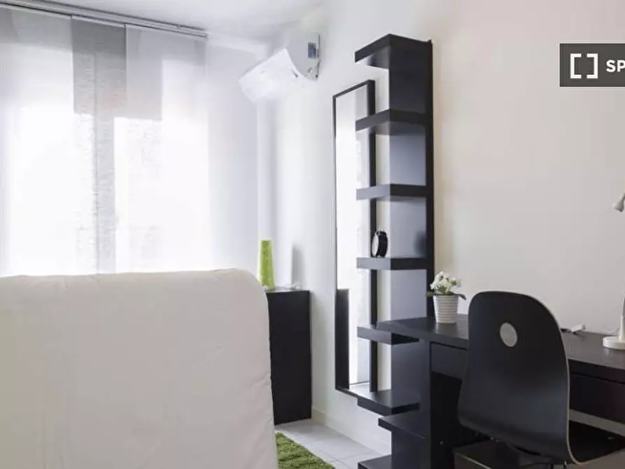 Immagine 3 di Camera condivisa in affitto  in Largo Cavalieri di Malta a Milano