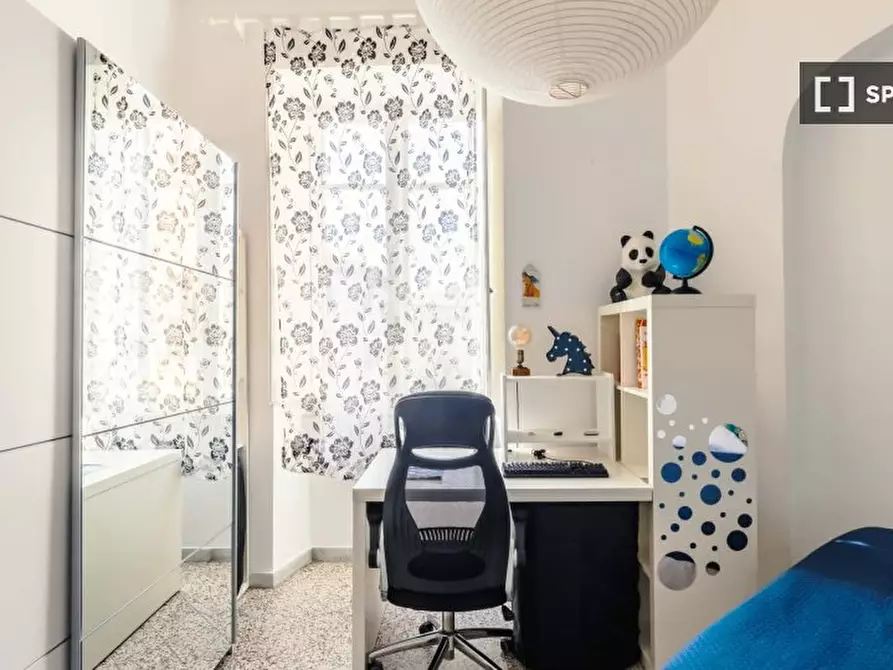 Immagine 19 di Appartamento in affitto  in Via di Santa Maria Mediatrice a Roma