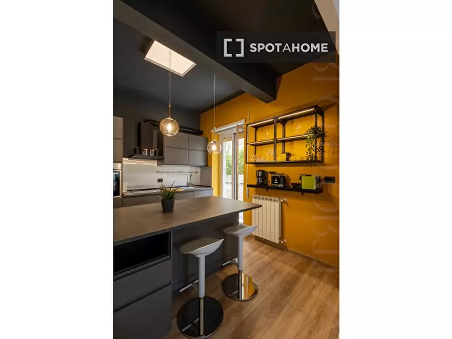 Immagine 13 di Appartamento in affitto  in Via del Casaletto a Roma