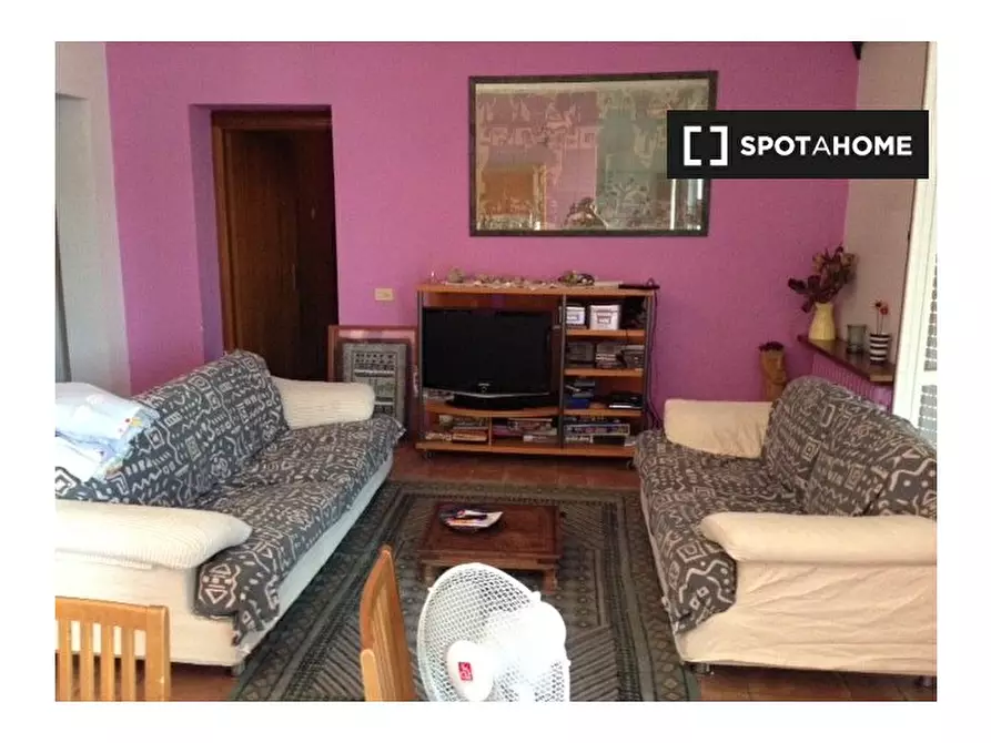 Immagine 5 di Camera condivisa in affitto  in Via Domodossola a Torino