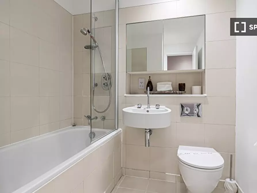 Immagine 6 di Appartamento in affitto  in Shand St a Camberwell