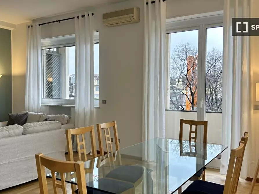 Immagine 6 di Appartamento in affitto  in Via Broletto a Milano