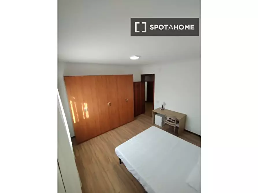 Immagine 2 di Camera condivisa in affitto  in Via Giulio Pontedera a Padova
