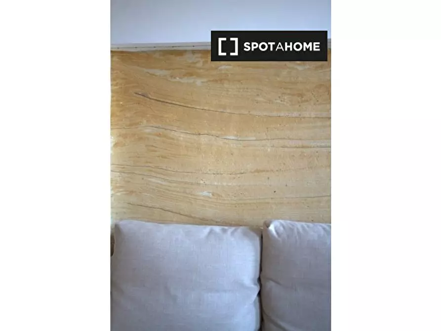 Immagine 6 di Appartamento in affitto  in Via dei Piatti a Milano