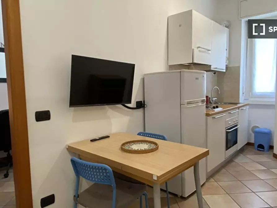 Immagine 1 di Appartamento in affitto  in Via Salasco a Milano