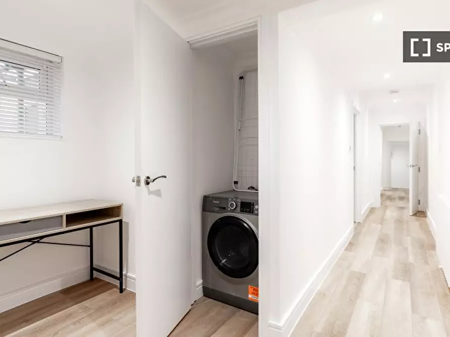 Immagine 13 di Appartamento in affitto  in Sussex Gardens a Paddington