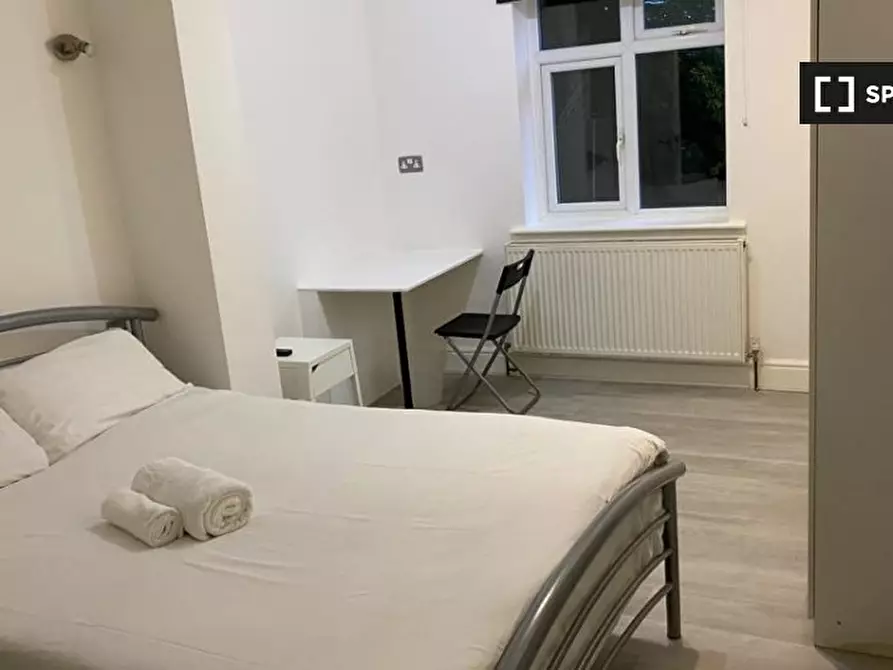 Immagine 14 di Camera condivisa in affitto  in Thirsk Road a Merton