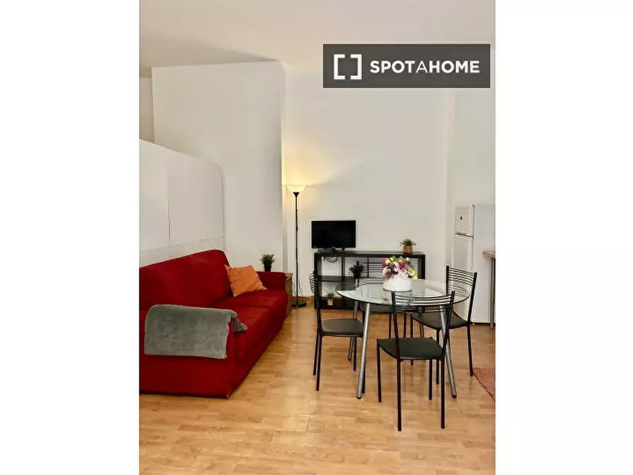 Immagine 10 di Ufficio in affitto  in Via Curtatone a Milano