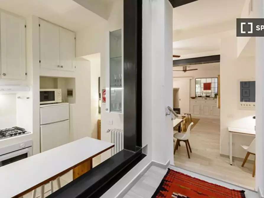 Immagine 12 di Appartamento in affitto  in Borgo S. Frediano a Firenze