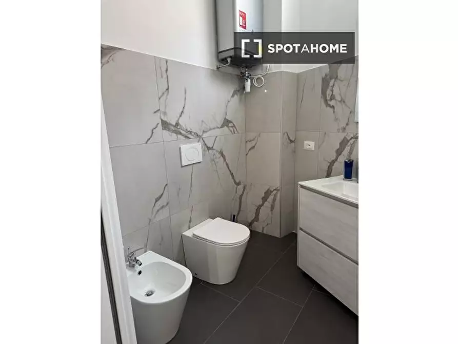 Immagine 10 di Appartamento in affitto  in Corso Alessandro Tassoni a Torino