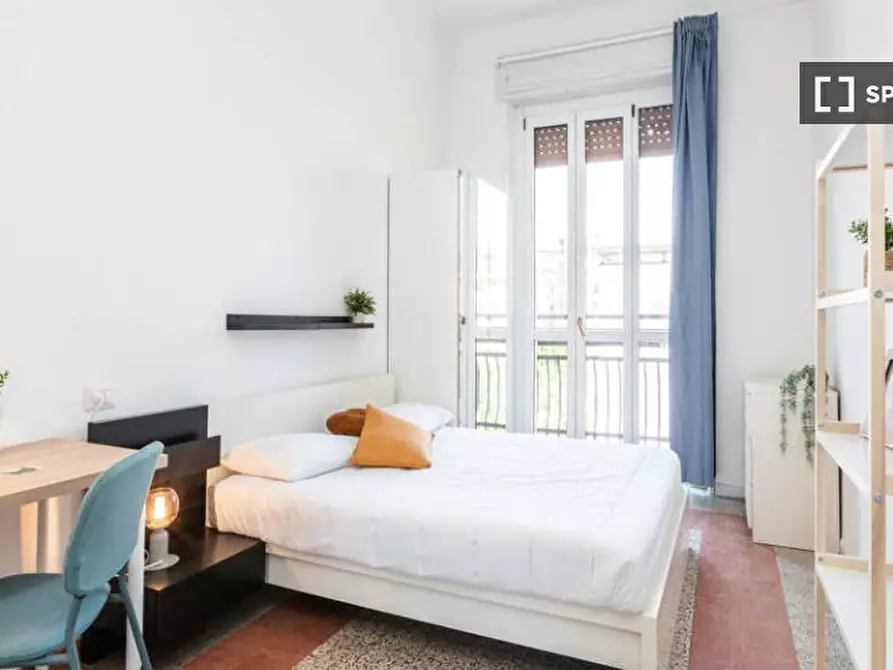 Immagine 1 di Camera condivisa in affitto  in Via Alfonso Corti a Milano