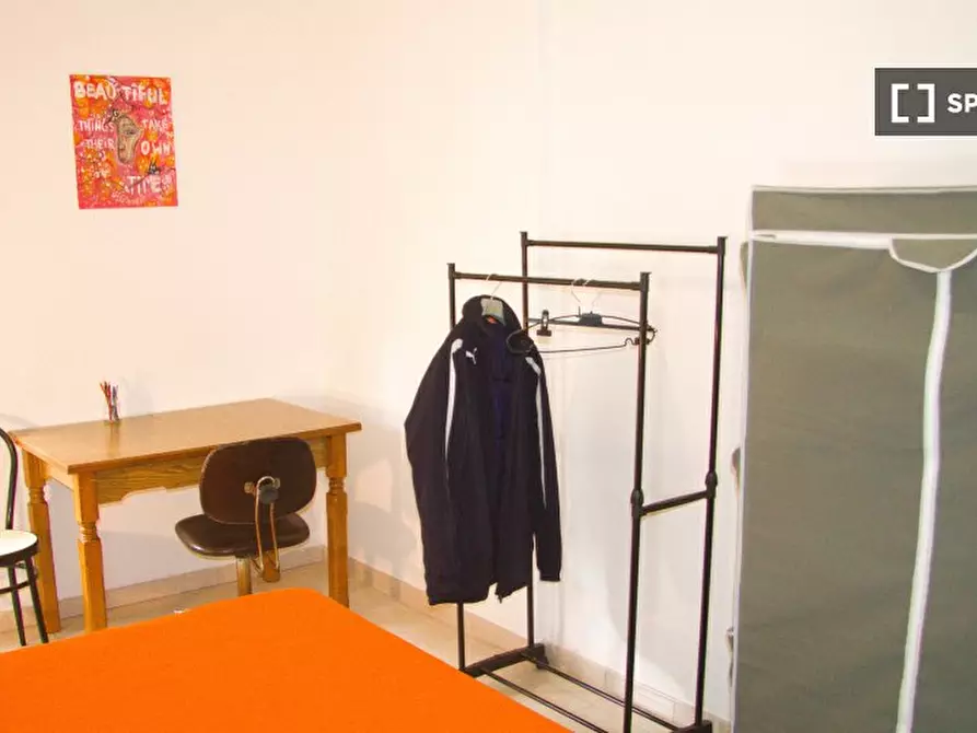 Immagine 4 di Camera condivisa in affitto  in Via Giuseppe de Robertis a Roma